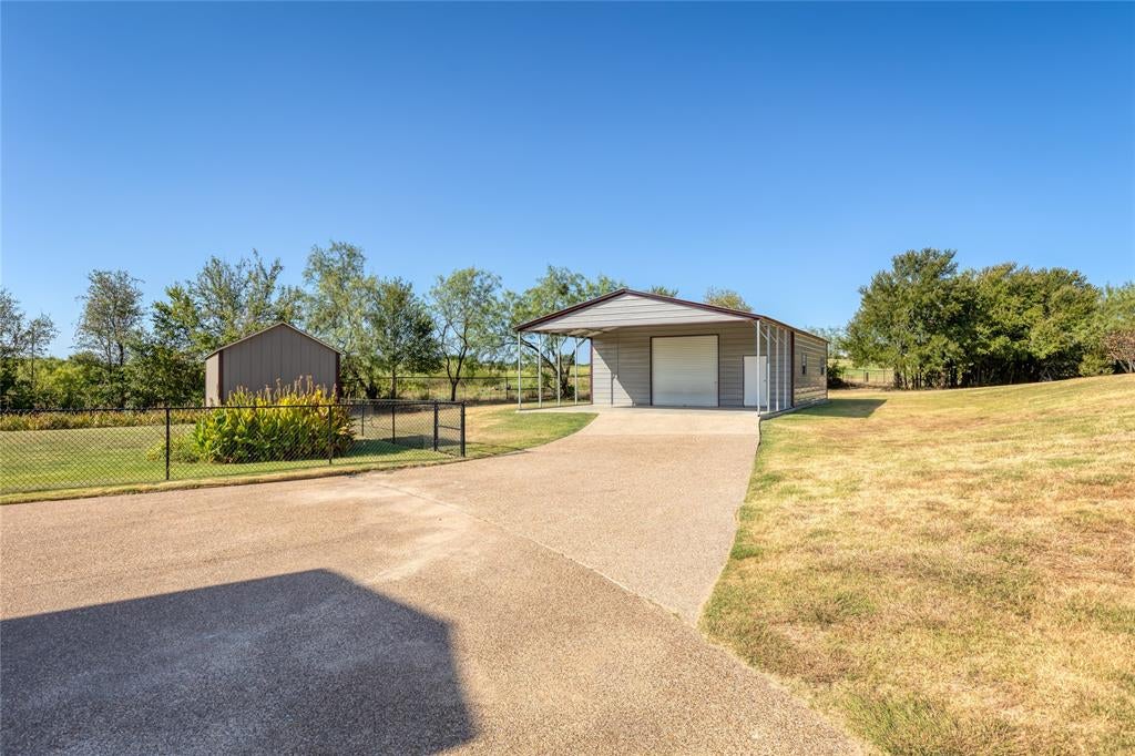 124 Carnes Ct, Springtown, TX 76082 photo