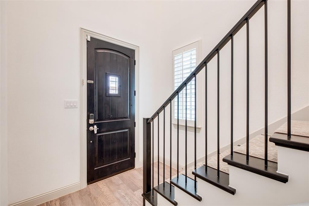 7124 Soto St, Dallas, TX 75223 photo