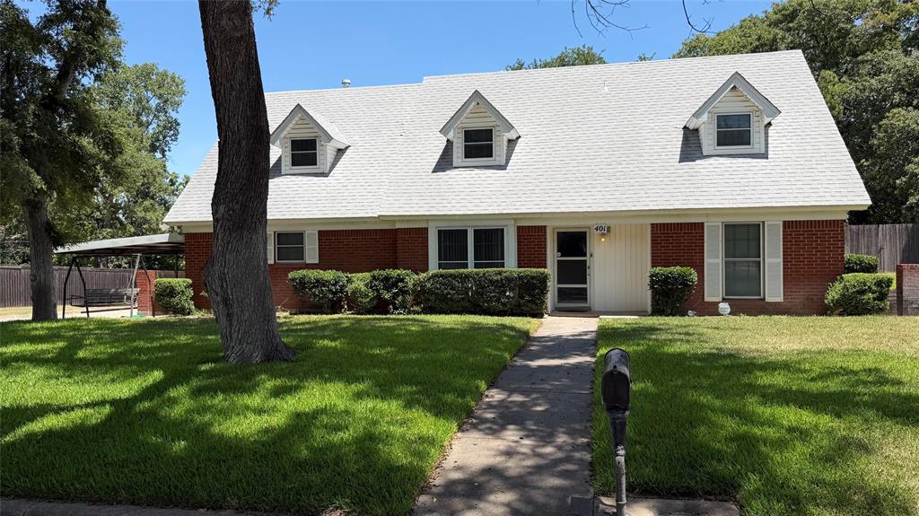401 Glenhaven Dr, Azle, TX 76020