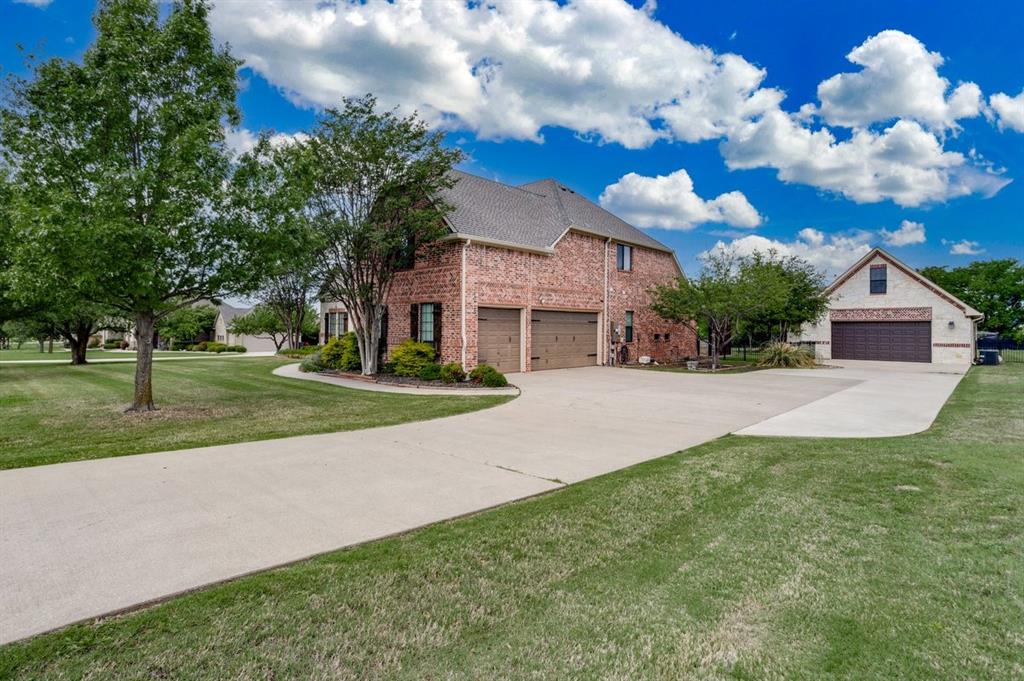 2890 Forest Dr, Celina, TX 75009