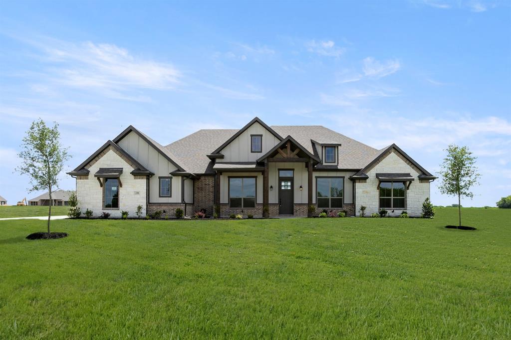 230 Cordillera Ln, Red Oak, TX 75154