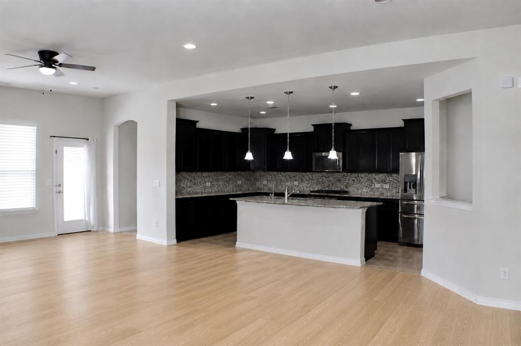 420 Windward Dr, Little Elm, TX 75068 photo
