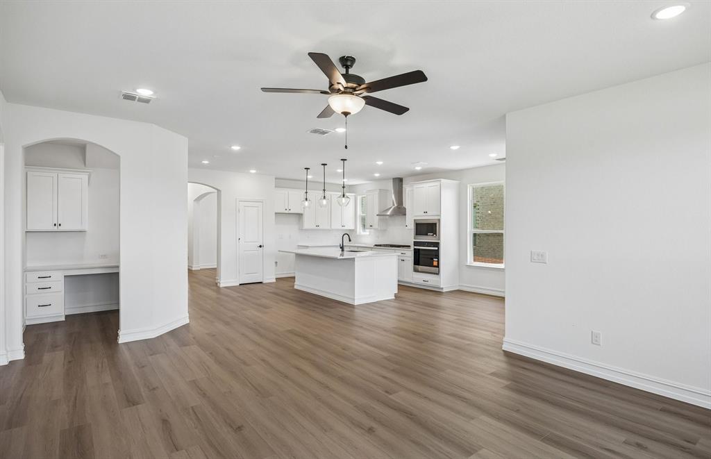 5936 Merian Dr, Pilot Point, TX 75009 photo