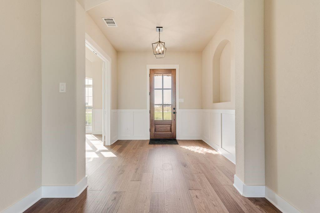 6421 Dalyn Dr, Midlothian, TX 76065 photo