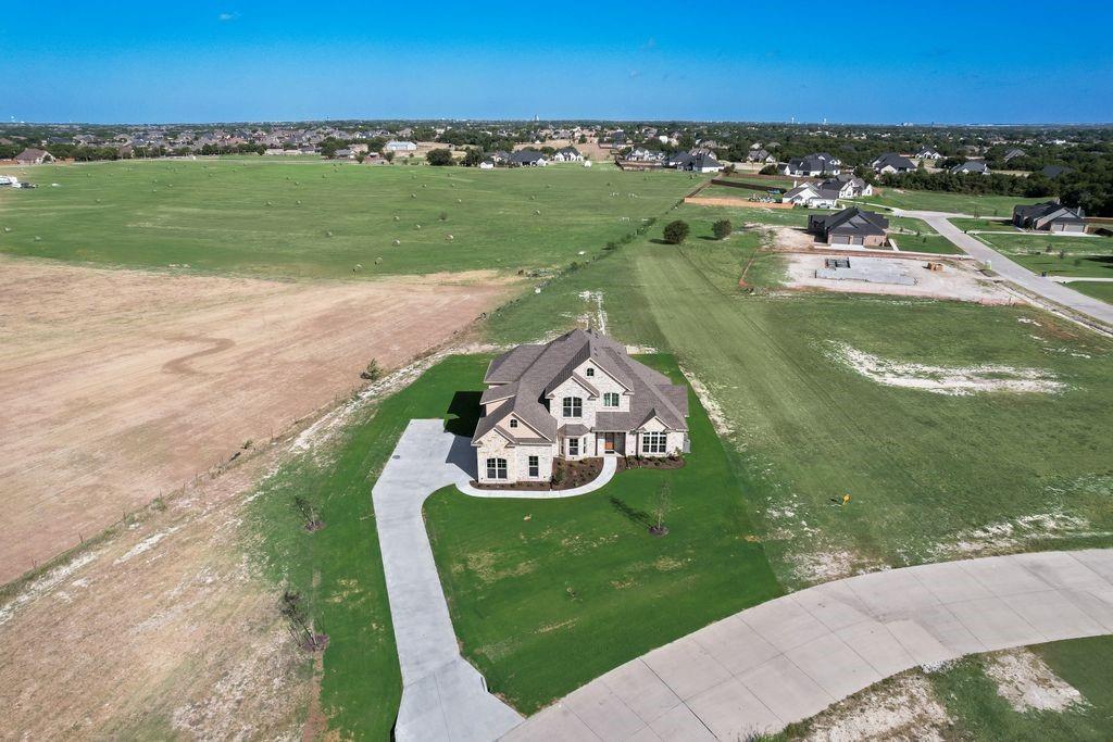 6421 Dalyn Dr, Midlothian, TX 76065 photo