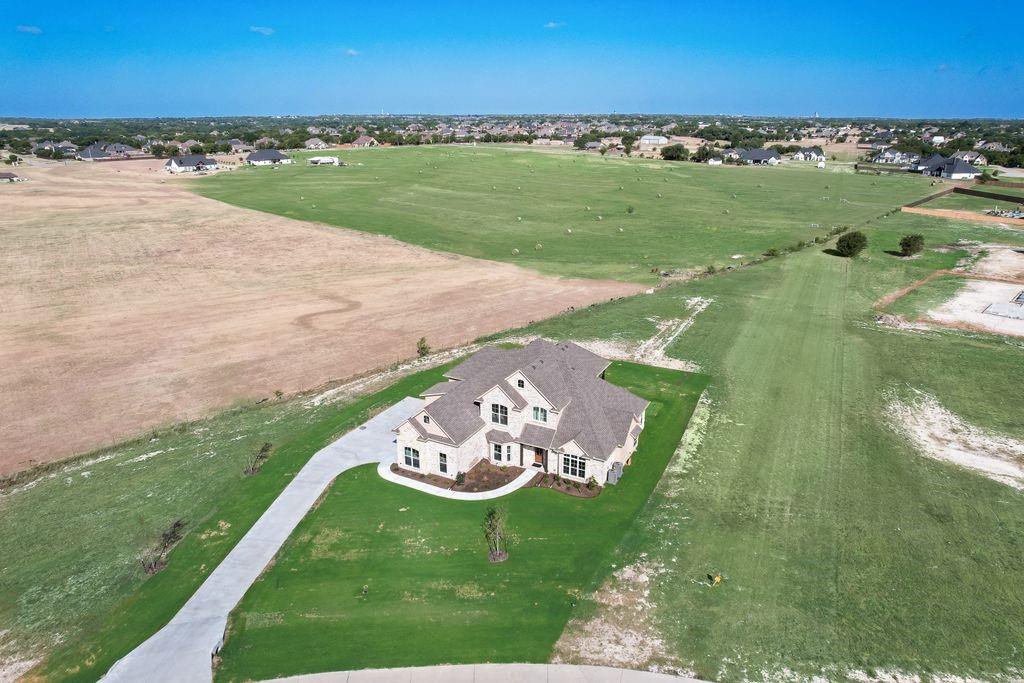 6421 Dalyn Dr, Midlothian, TX 76065 photo