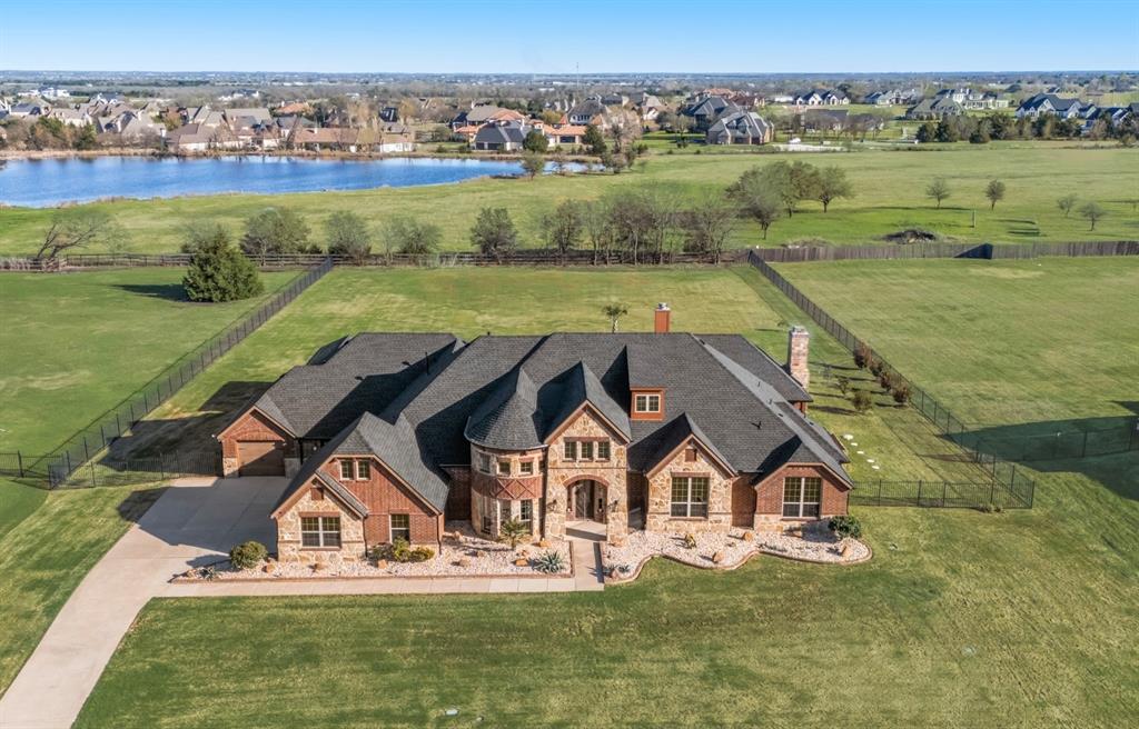 721 Kensington Dr, McLendon Chisholm, TX 75032