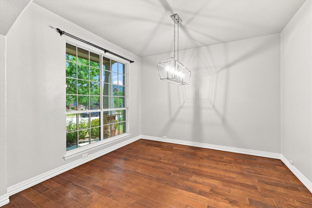 457 Bristol St, Roanoke, TX 76262 photo