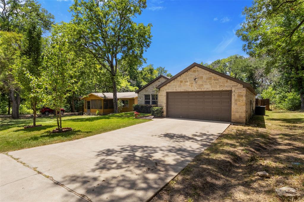816 Elmo Dr, Seagoville, TX 75159 photo