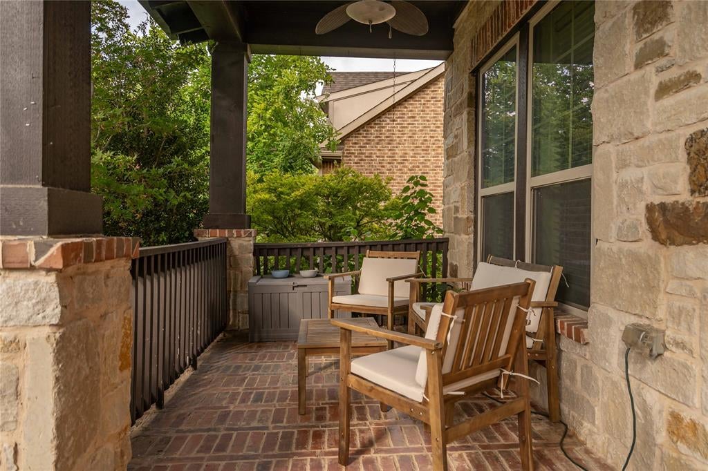 1050 Lone Ivory Trl, Arlington, TX 76005 photo