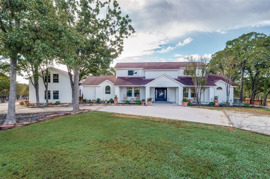 1481 Rolling Acres Dr, Argyle, TX 76226