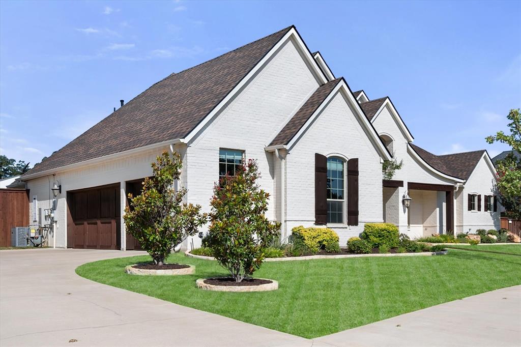 1050 Falcon Nest Dr, Kennedale, TX 76060 photo