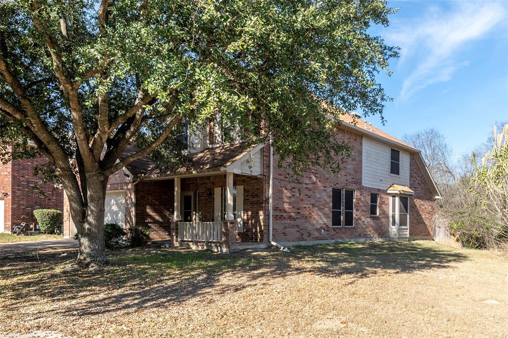 4921 Kingfisher Ln, Mesquite, TX 75181 photo