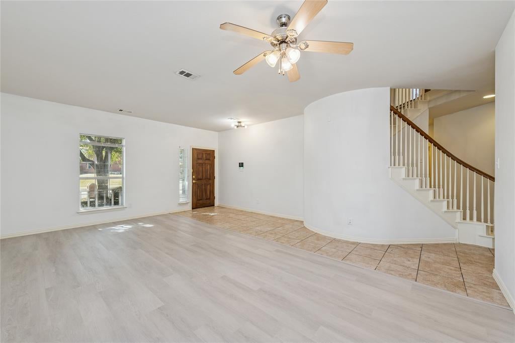 4921 Kingfisher Ln, Mesquite, TX 75181 photo