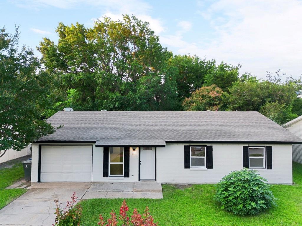 5202 Longhorn Trl, Garland, TX 75043
