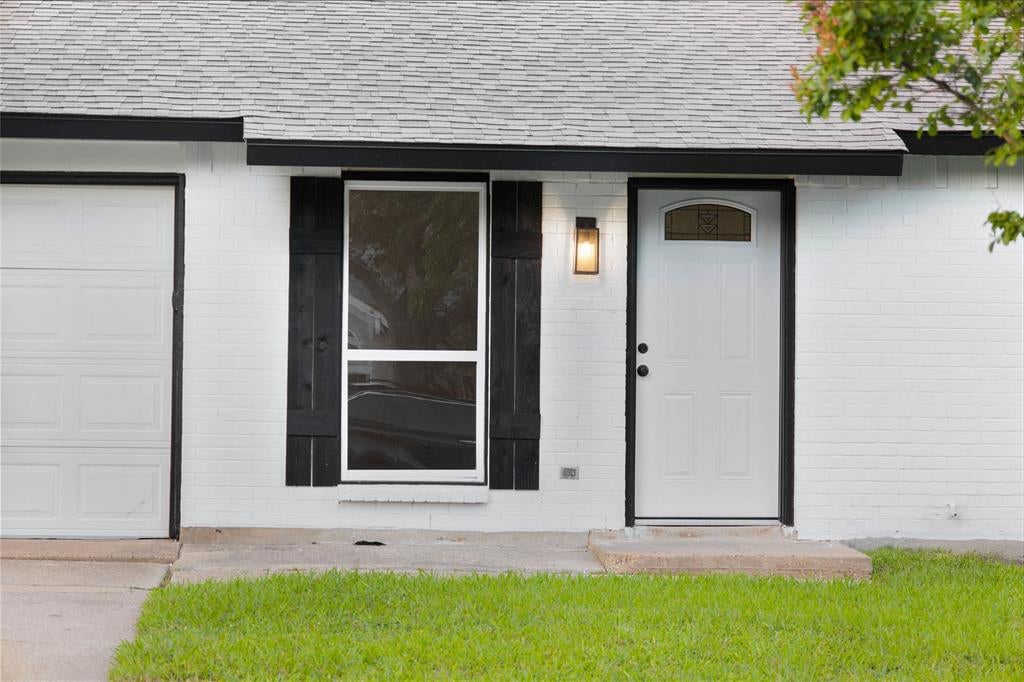 5202 Longhorn Trl, Garland, TX 75043 photo