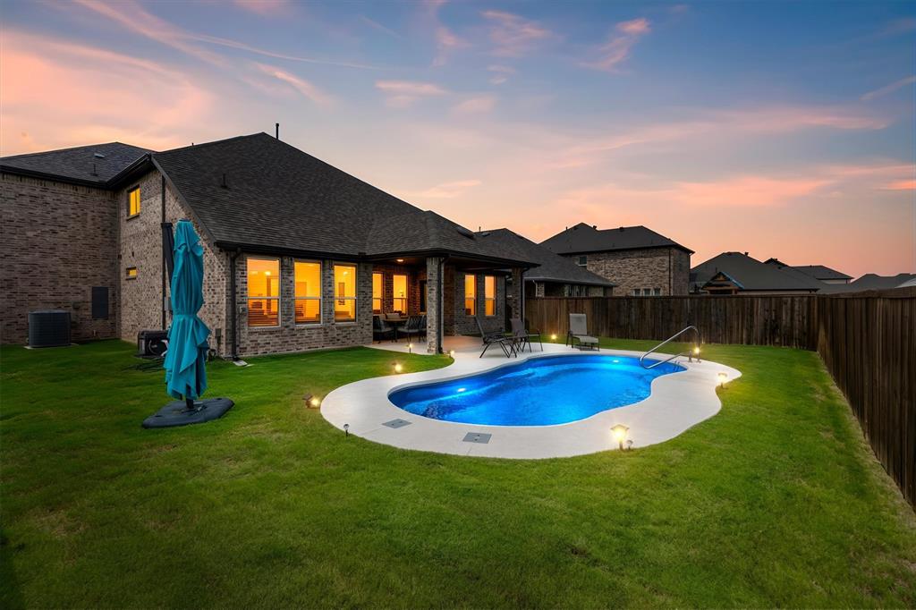 702 Matador Ln, Arlington, TX 76002 photo