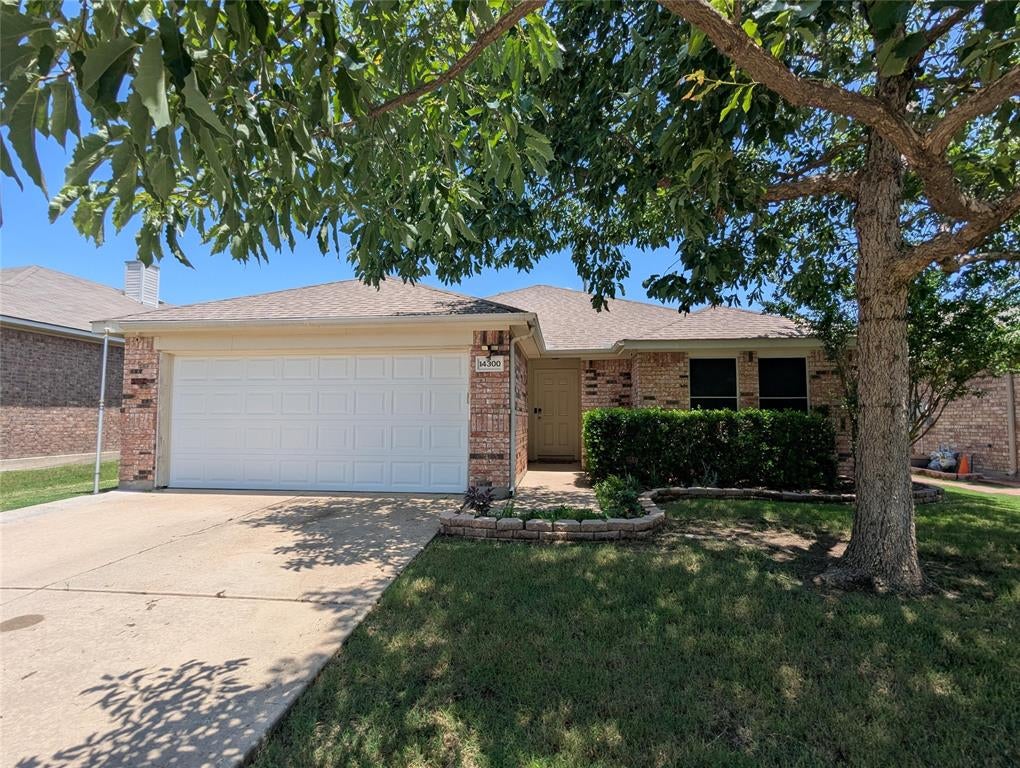 14300 Polo Ranch St, Fort Worth, TX 76052