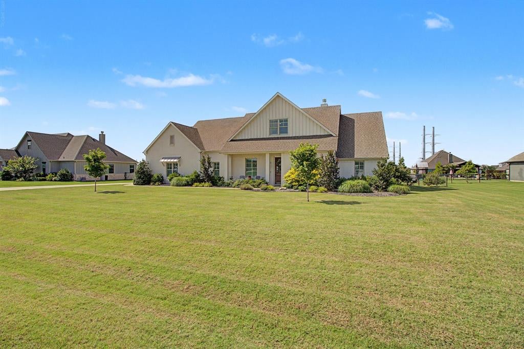 1401 Oliver Creek Ln, Justin, TX 76247 photo
