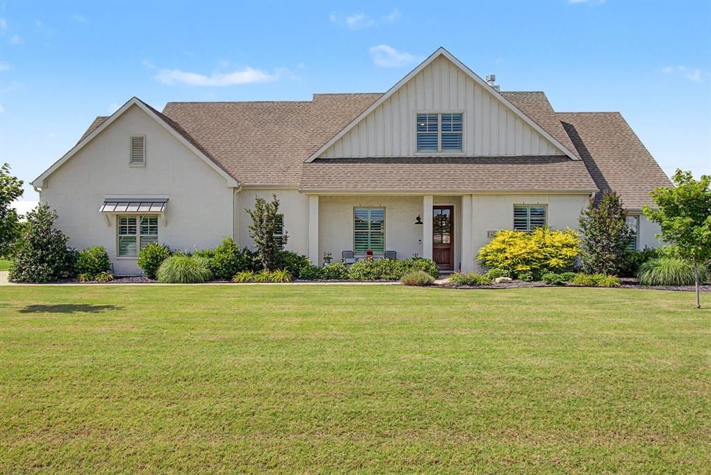 1401 Oliver Creek Ln, Justin, TX 76247