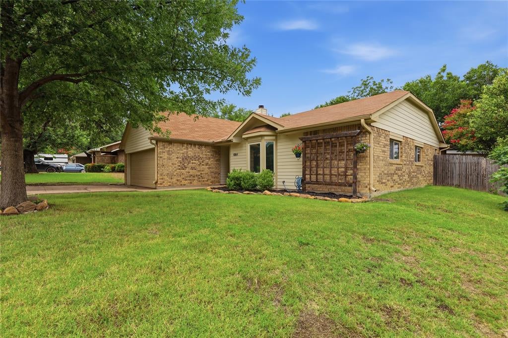 10164 Indian Mound Rd, Fort Worth, TX 76108 photo
