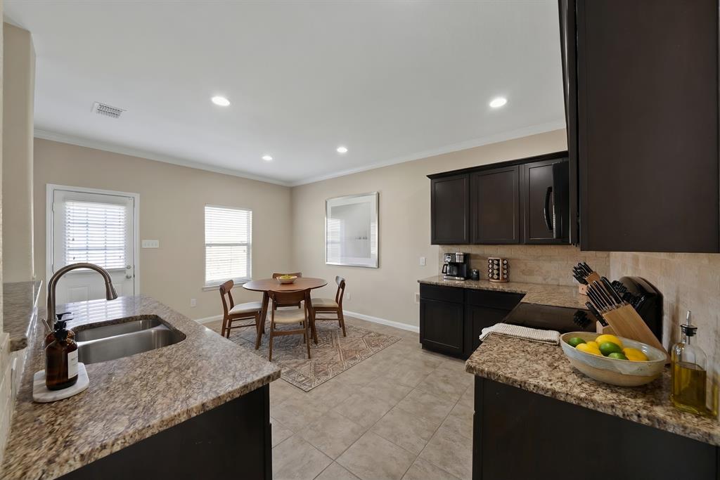 5212 Bluewater Dr, Frisco, TX 75036 photo
