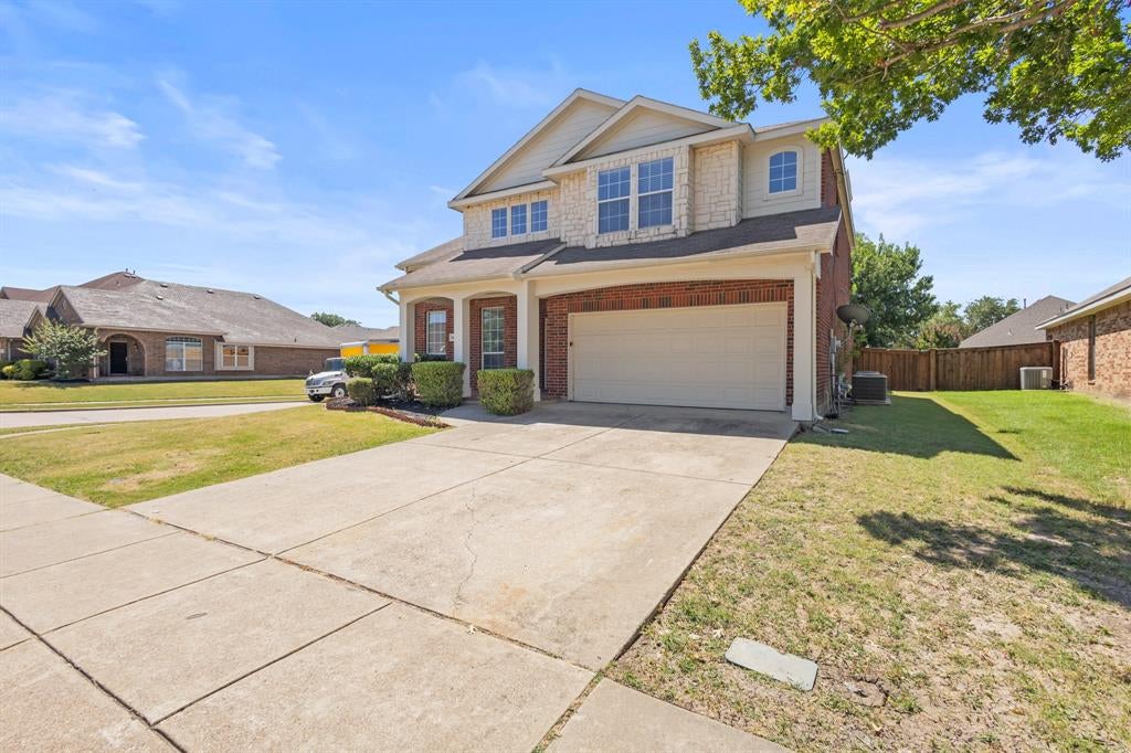 3203 Guadaloupe, Grand Prairie, TX 75054 photo