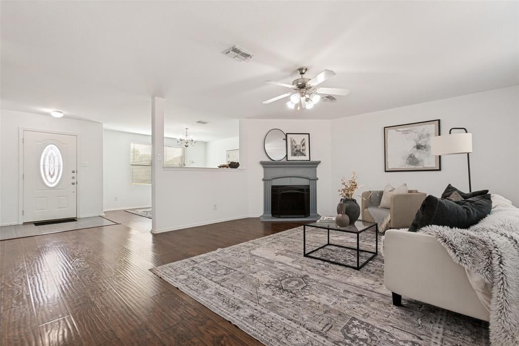 902 Fleming St, Wylie, TX 75098 photo