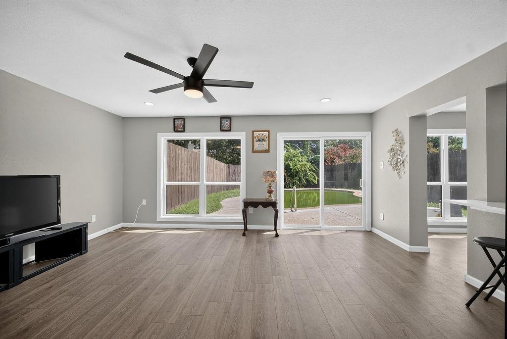 3309 Graybar Dr, Garland, TX 75040 photo