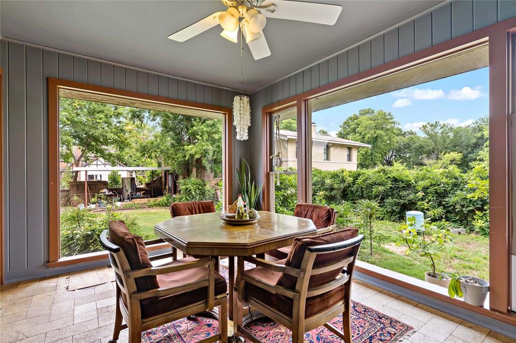 607 S Main St, Paris, TX 75460 photo
