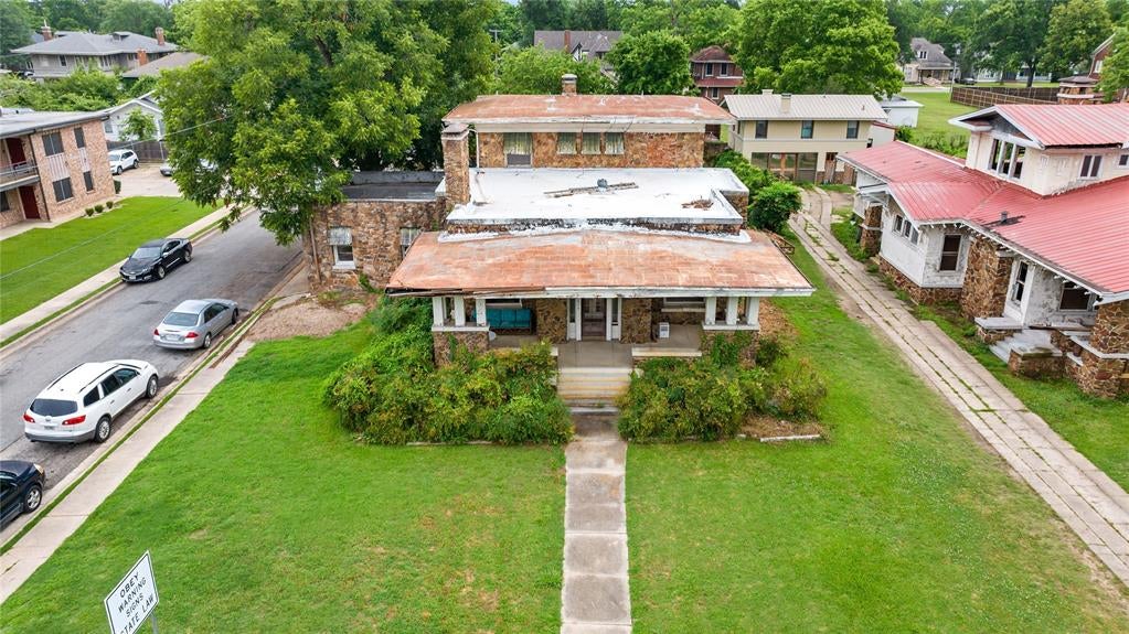 607 Main St, Paris, TX 75460