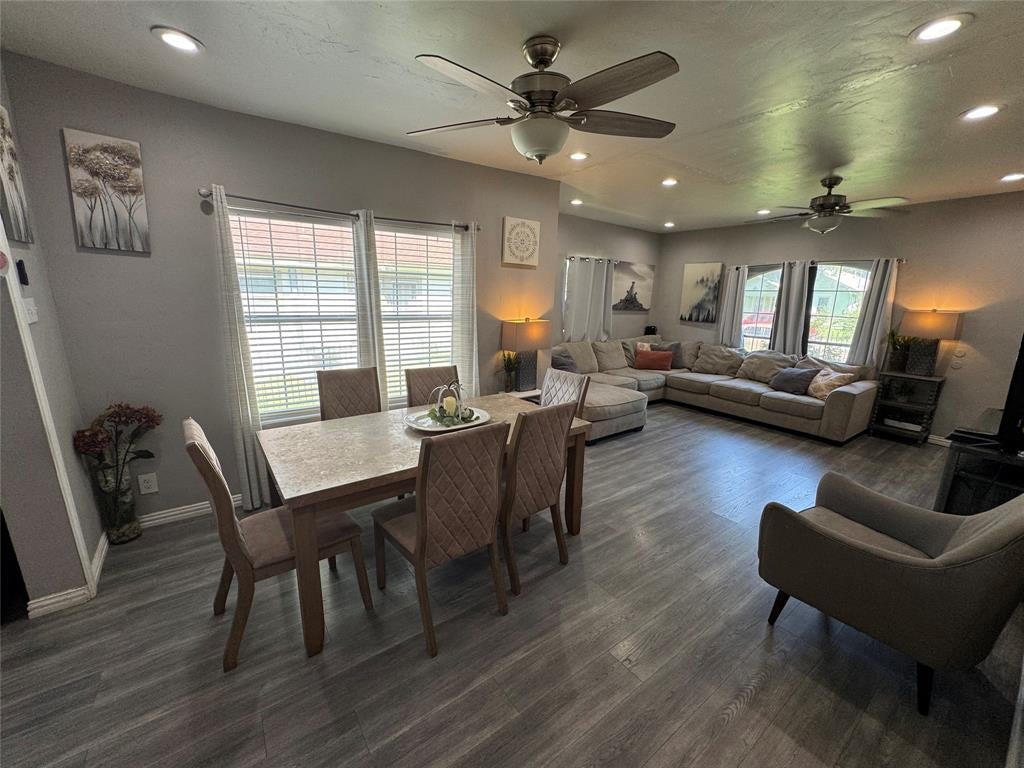 407 S Garrett Ave, Dallas, TX 75223 photo