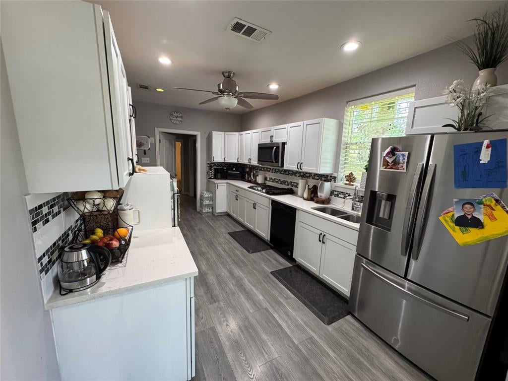 407 S Garrett Ave, Dallas, TX 75223 photo