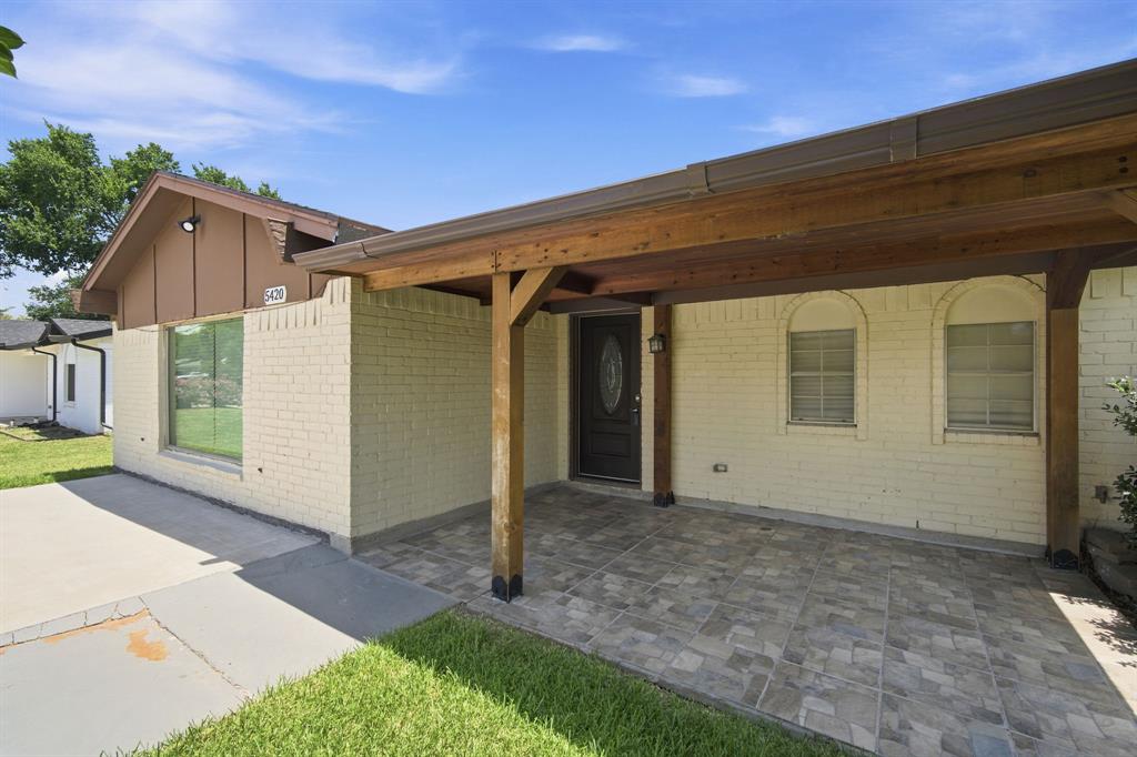 5420 Galway Ln, North Richland Hills, TX 76180 photo