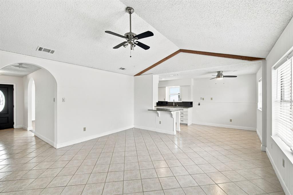 5420 Galway Ln, North Richland Hills, TX 76180 photo