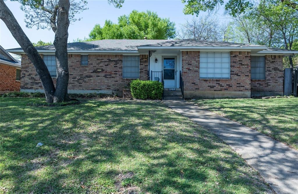 1860 Meadow Valley Ln, Dallas, TX 75232 photo