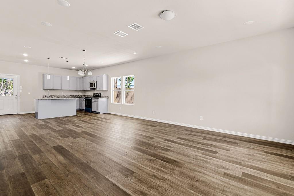 3849 Kimbo Rd, Fort Worth, TX 76104 photo