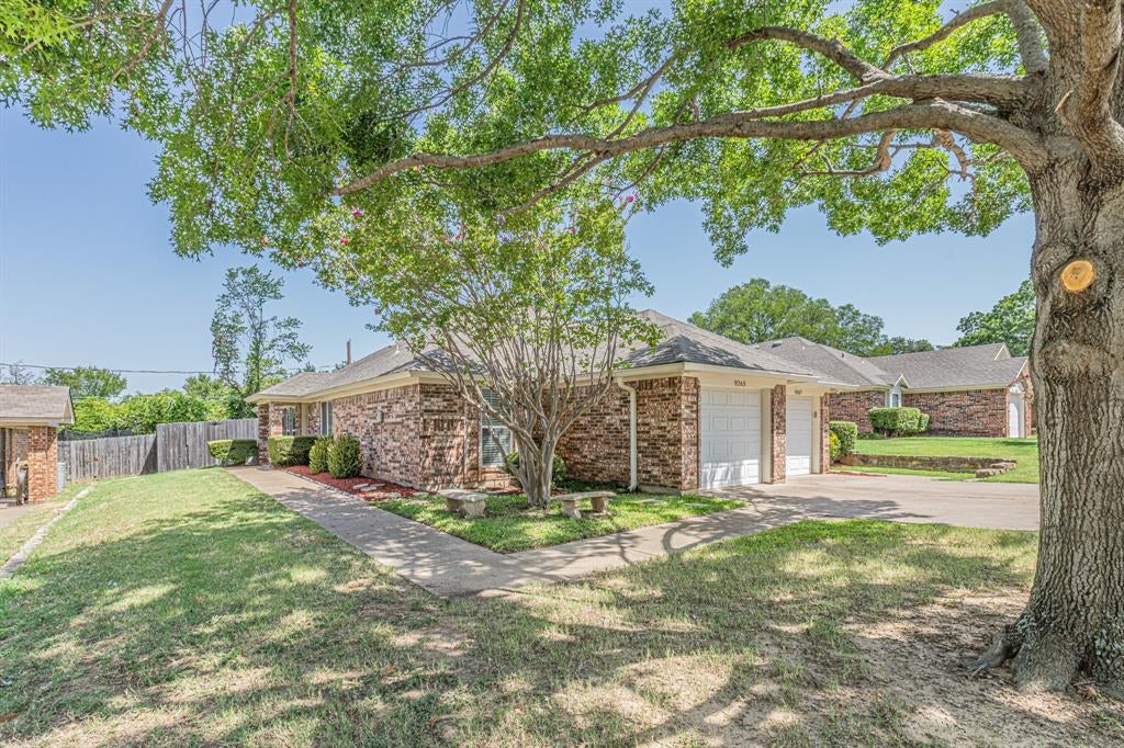 9265 AND 9267 Meandering Dr, North Richland Hills, TX 76182 photo