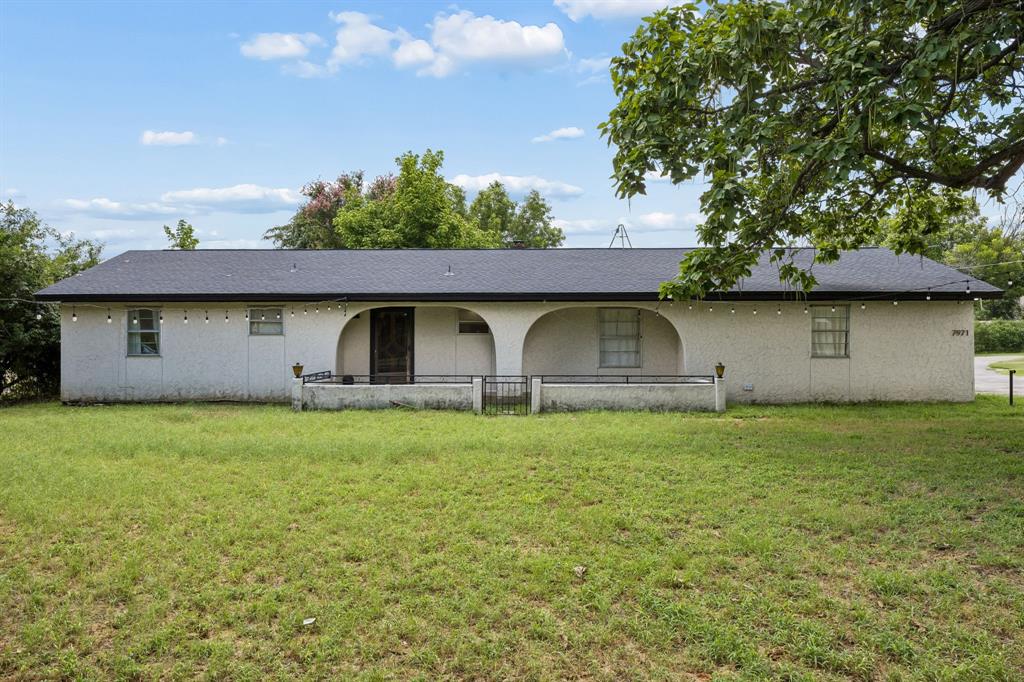 7971 Peden Rd, Azle, TX 76020
