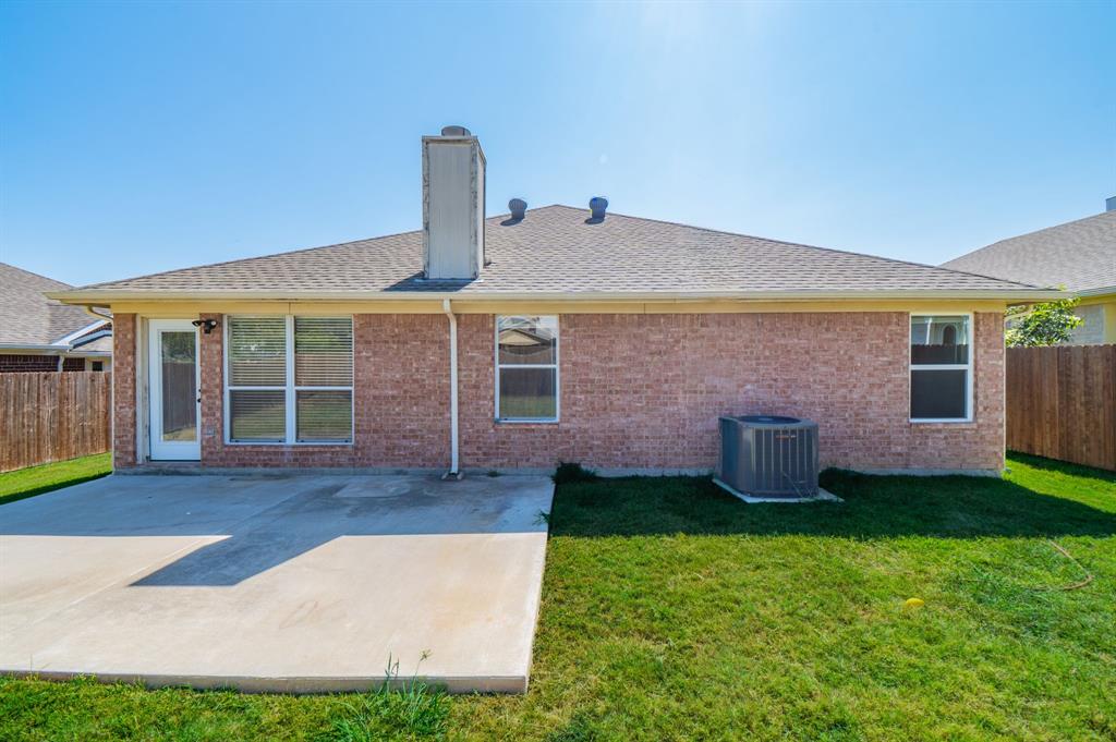 6004 Summerfield, Arlington, TX 76018 photo
