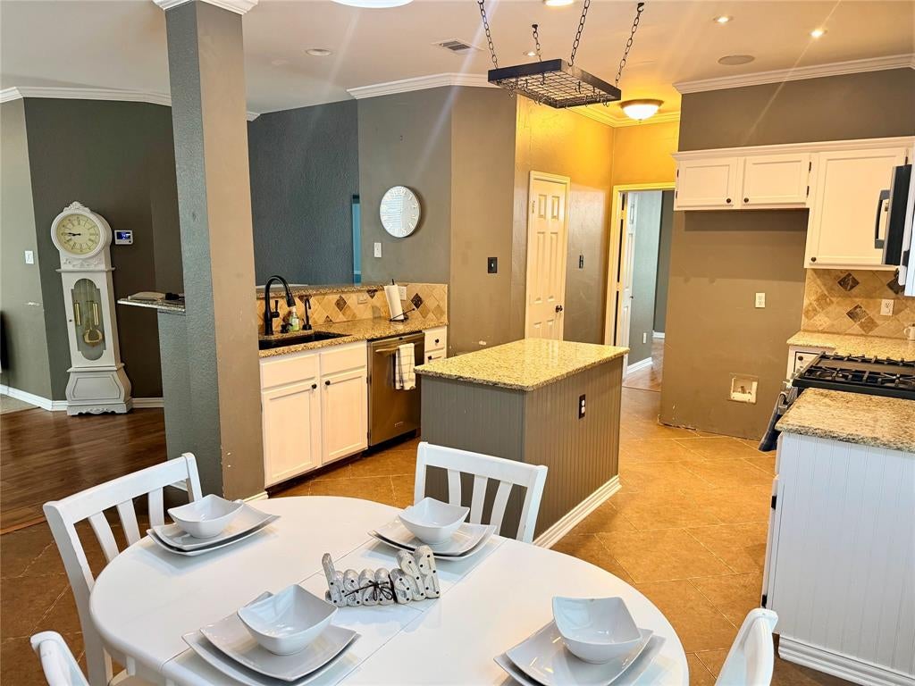7206 Birchmont Dr, Rowlett, TX 75089 photo