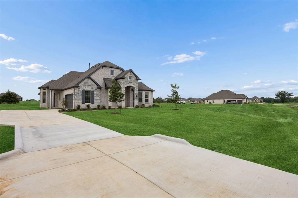 5013 Valley View Dr, Joshua, TX 76058 photo