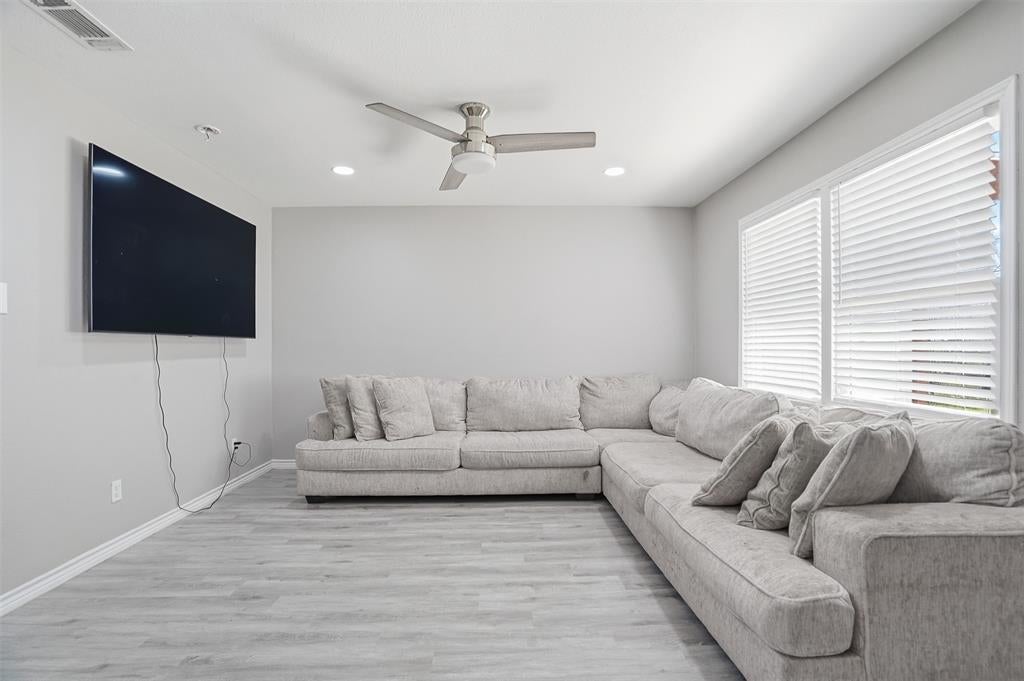 1540 Roma Ln, Fort Worth, TX 76134 photo
