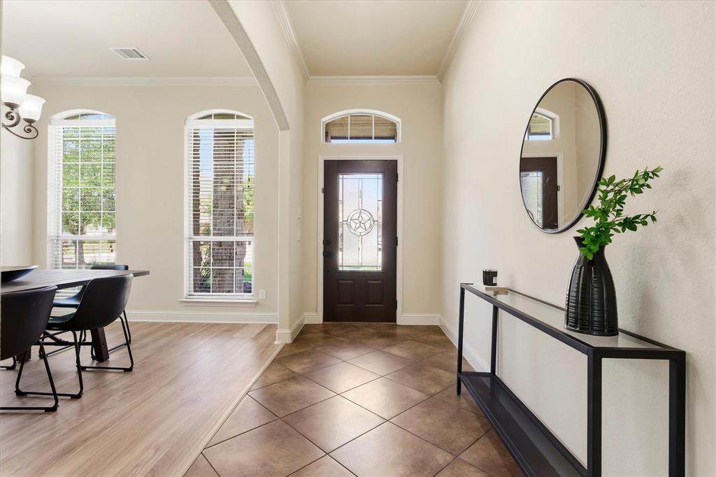 9300 Wood Duck Dr, Fort Worth, TX 76118 photo