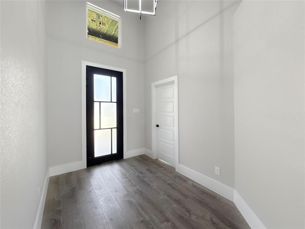 2130 Kathleen Ave, Dallas, TX 75216 photo