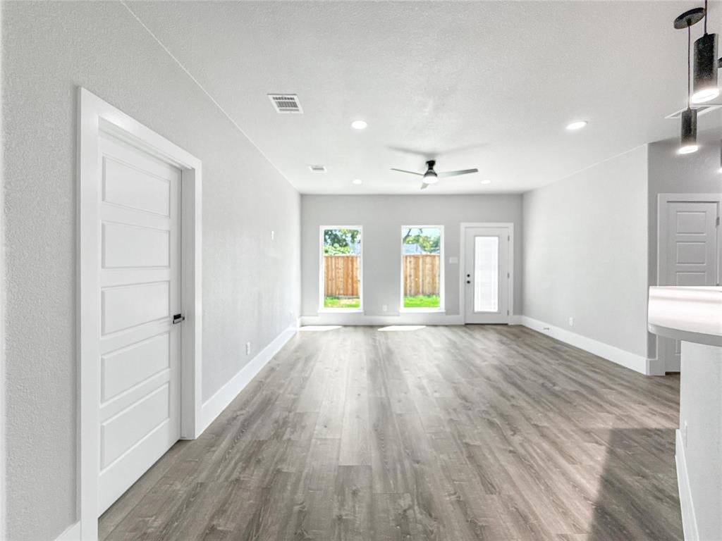 2130 Kathleen Ave, Dallas, TX 75216 photo