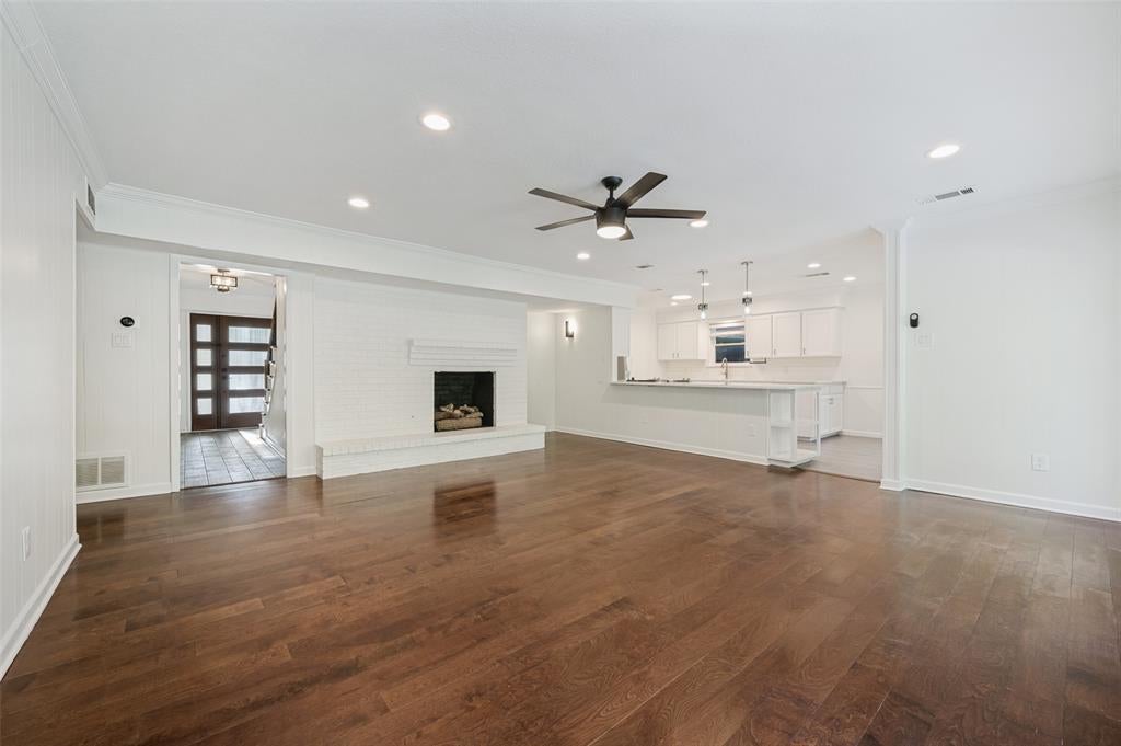 10131 Pensive Dr, Dallas, TX 75229 photo