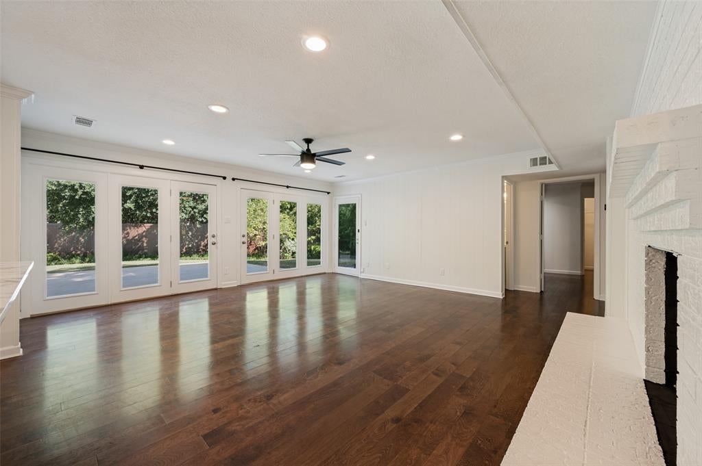 10131 Pensive Dr, Dallas, TX 75229 photo