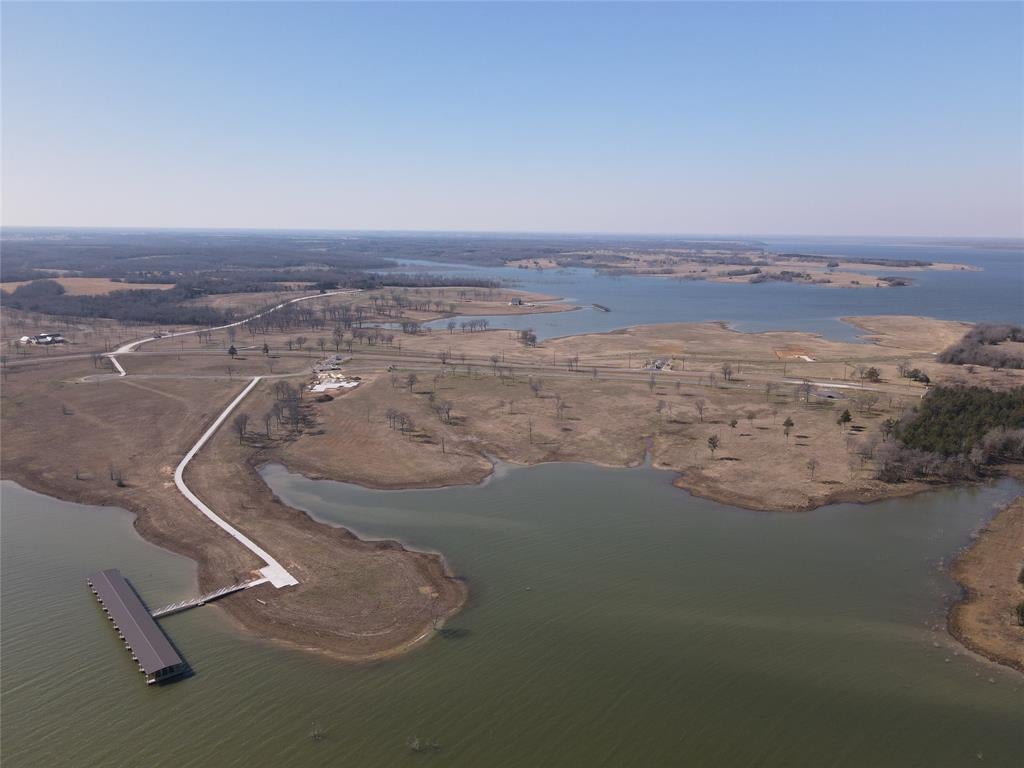 552 Lakeshore Ln, Windom, TX 75492 photo