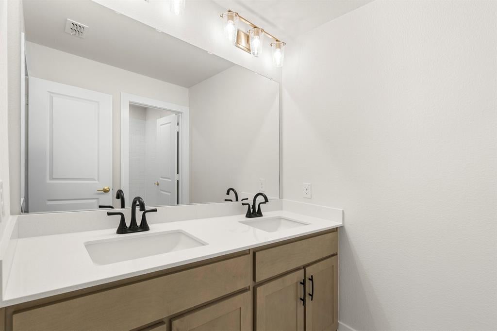 2506 Lindberg St, Rockwall, TX 75032